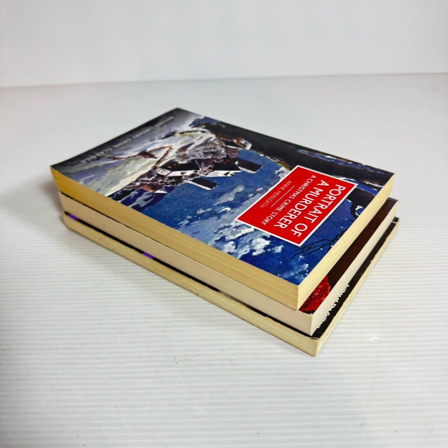 Crime/Mystery Book Bundle x 3 : Mixed Authors (2307)