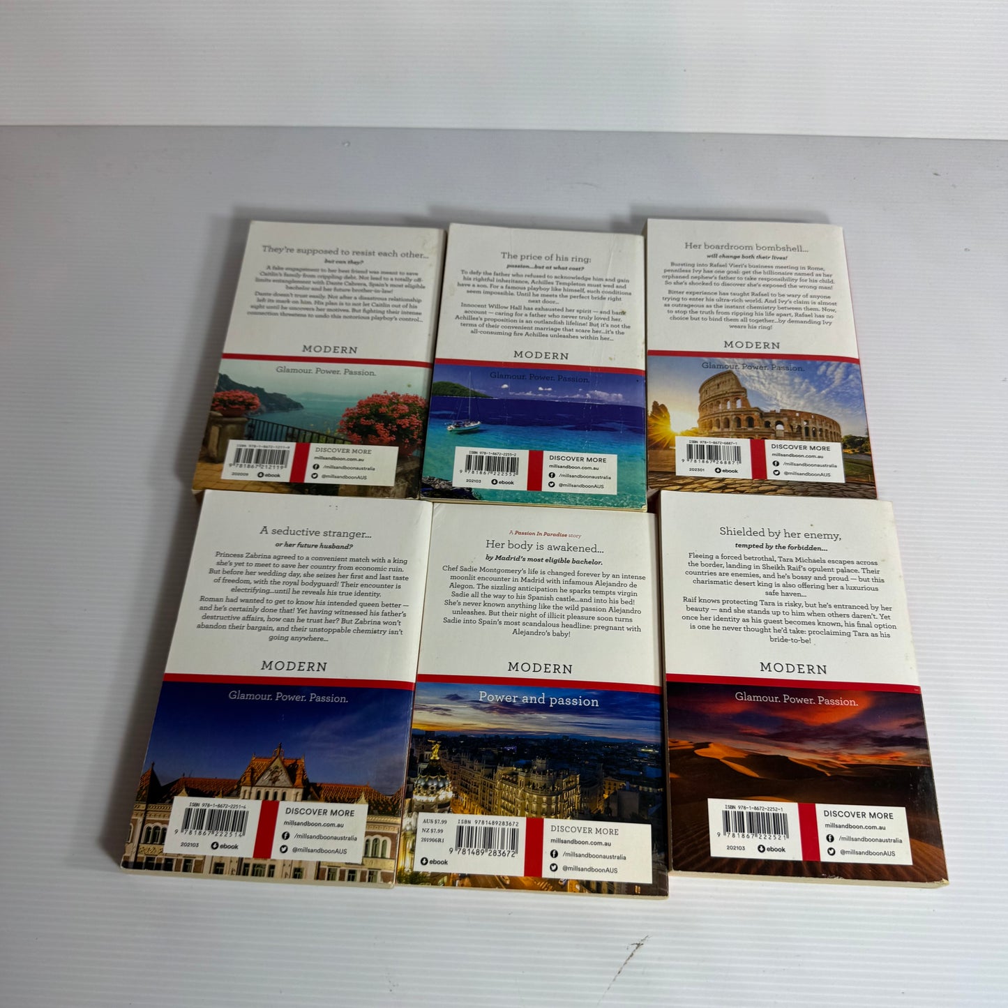 Mills & Boon Modern Large Print Book Bundle x 6 Books (3173)