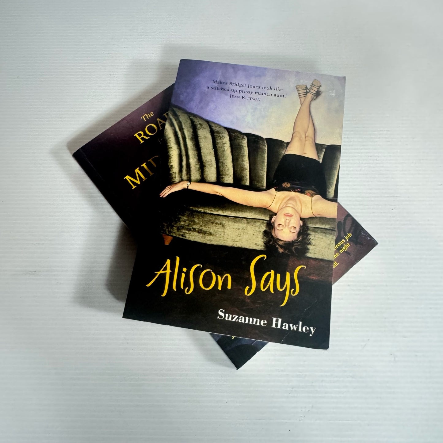 Contemporary Romance Book Bundle x 2 : Alison Says - Suzanne Hawley & The Road from Midnight - Wendyl Nissen (2348)