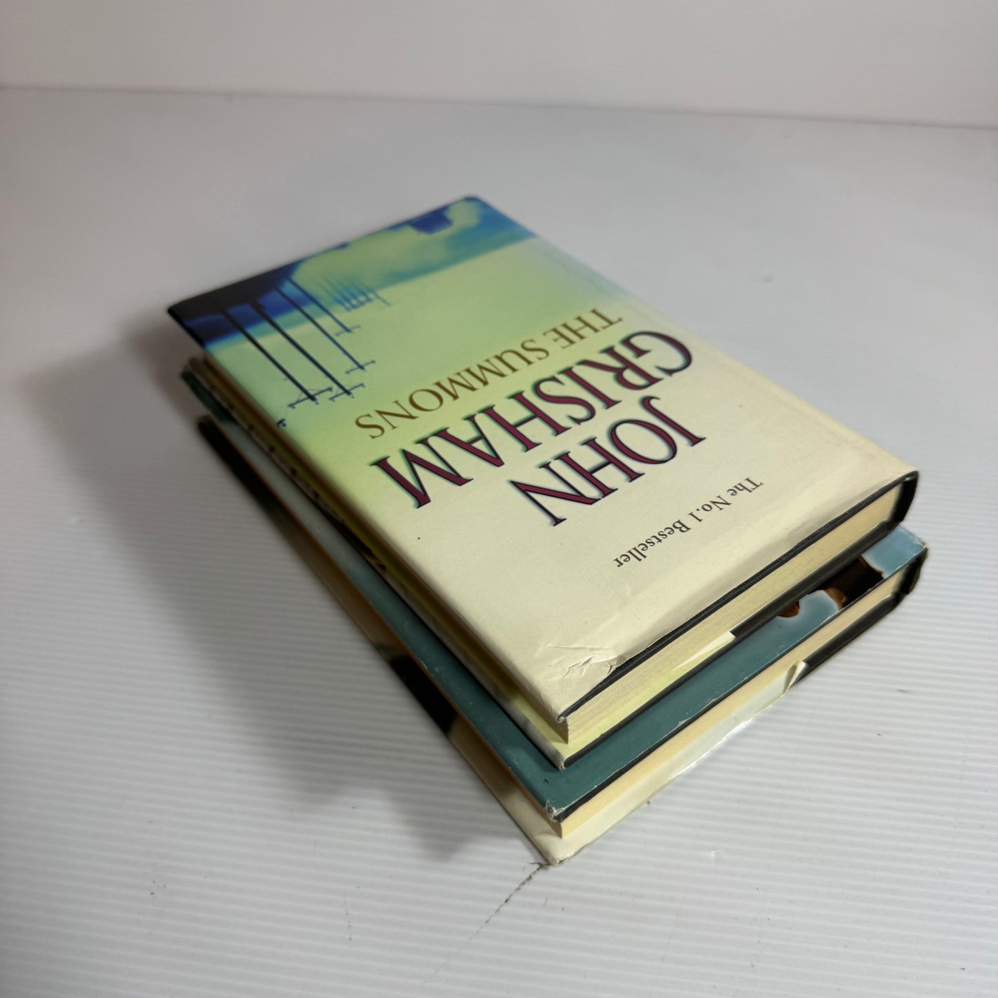 John Grisham Hardcover Book Bundle x 2 : The Summons & The Partner (3279)
