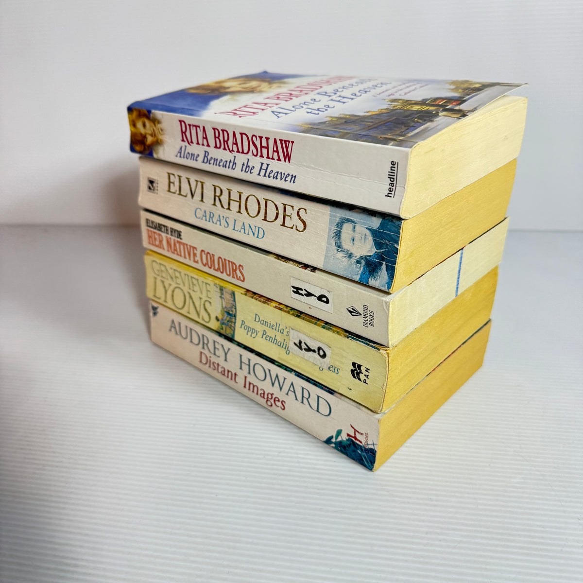 Historical Fiction Bundle x 5 : Her Native Colours - Elisabeth Hyde, Cara's Land - Elvi Rhodes, Alone Beneath the Heaven - Rita Bradshaw, Daniella's Decision Poppy Penhaligon's Progress - Genevieve Lyons, Distant Images - Audrey Howard (3362)