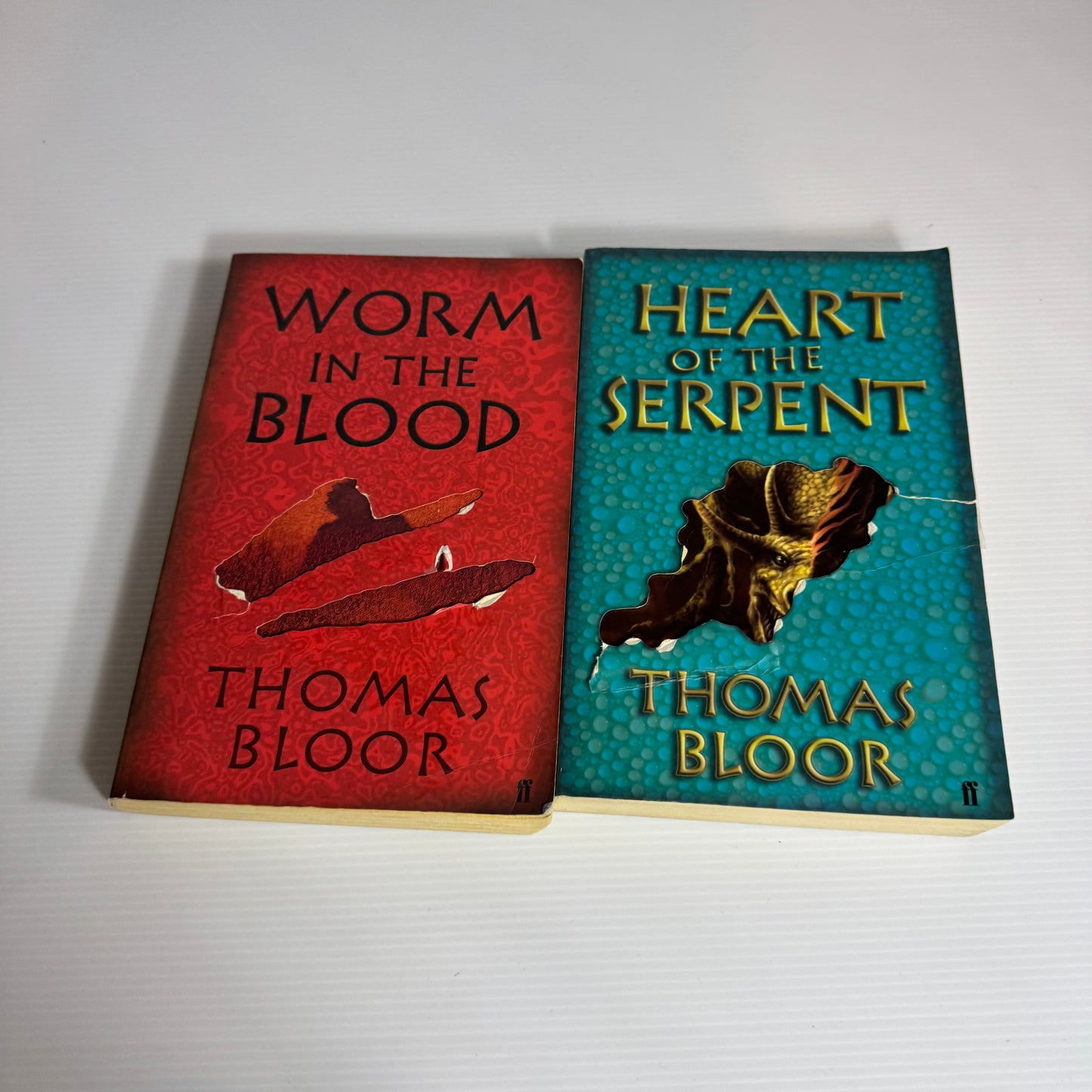 Thomas Bloor Book Bundle x 2 : Heart of the Serpent & Worm In The Blood (3075)