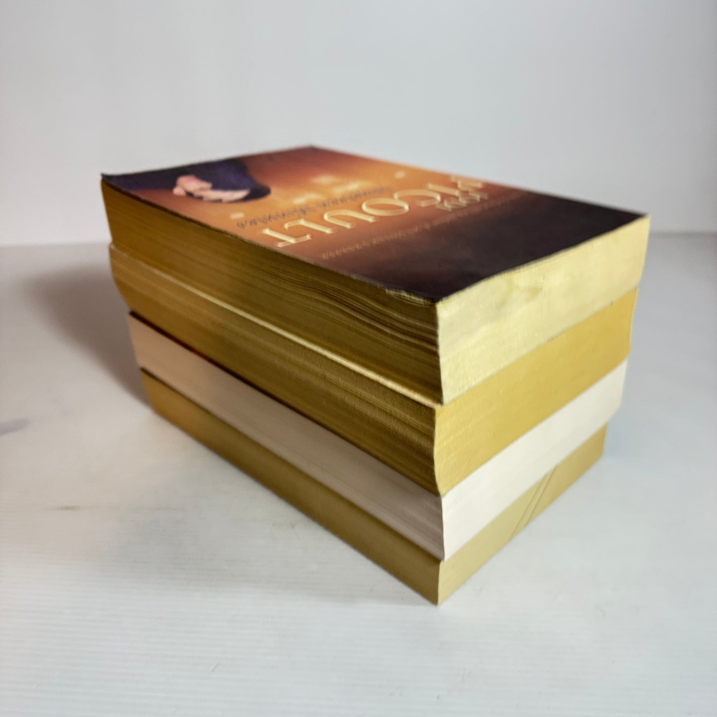 Jodi Picoult Book Bundle x 4 : House Rules, Nineteen Minutes, Second Glance, & Mad Honey(2446)