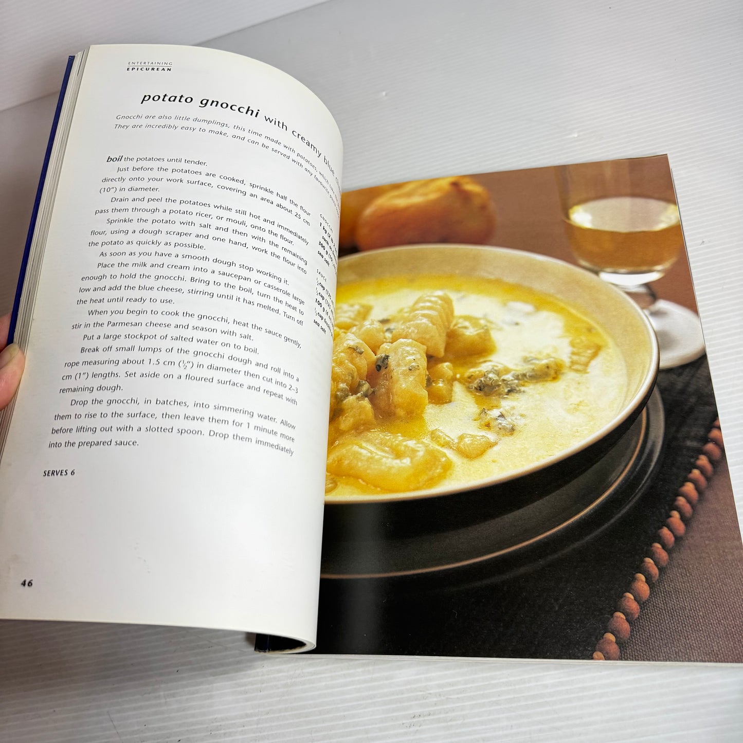 Entertaining Cookbook Bundle x 3 : Temptations - Meg Willmington, Entertaining Epicurean - Catherine Bell, Simply Samia : Essensual Dining - Samia Ahad(2919)