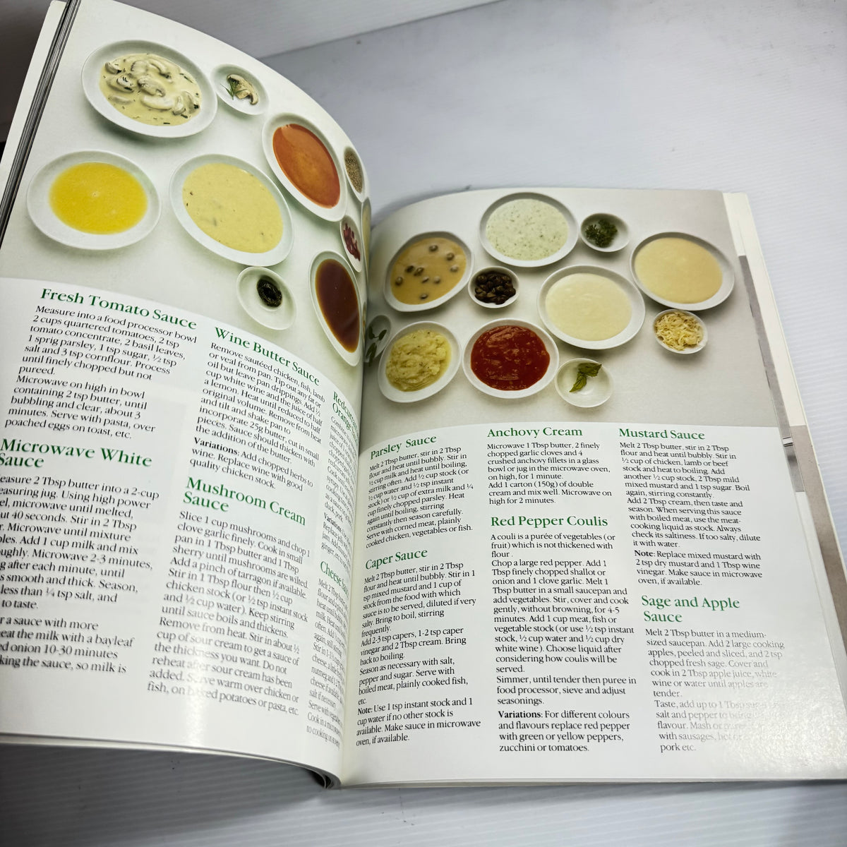 Alison Holst Vintage Cookbook Bundle x 4 : Alison Holst Cooks, Cooking Class I & II, Kitchen Diary Vol. 3(3312)