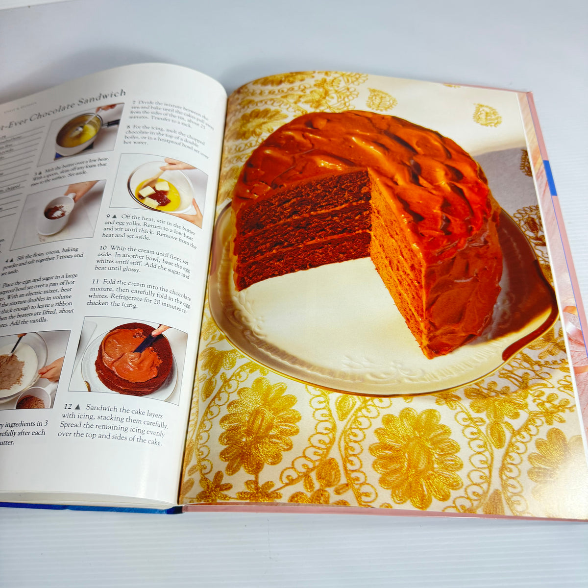 Baking Cookbook Bundle x 2 : The Best of Baking & Baking : Easy-to-Make Great Home Bakes - Carole Clements(3214)