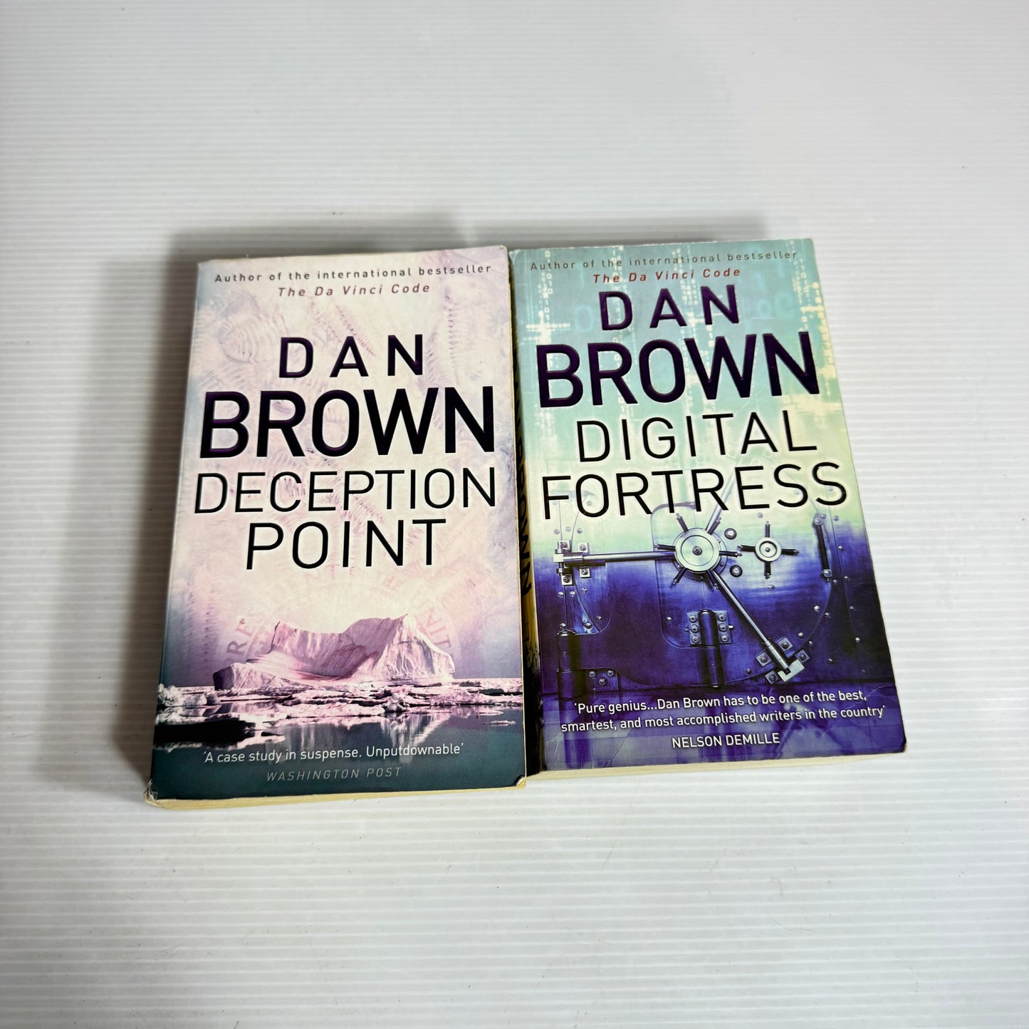 Dan Brown Book Bundle x 2 : Digital Fortress & Deception Point (2475)
