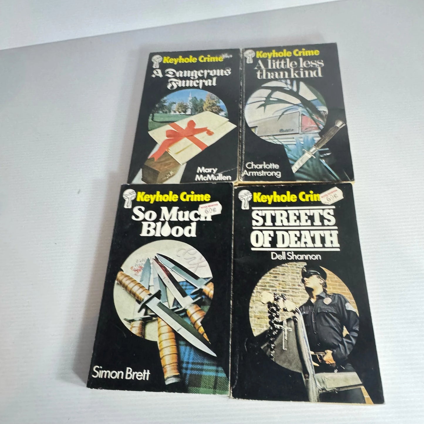 Keyhole Crime Vintage Book Bundle x 4 Books : Books 1, 3, 4, & 5 (Vintage 1980's) (2202)