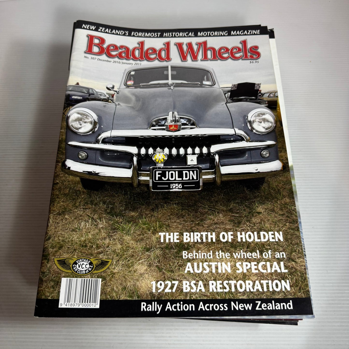 2011-2014 Vintage Beaded Wheels Magazine Bundle x 25 Magazines (2623)