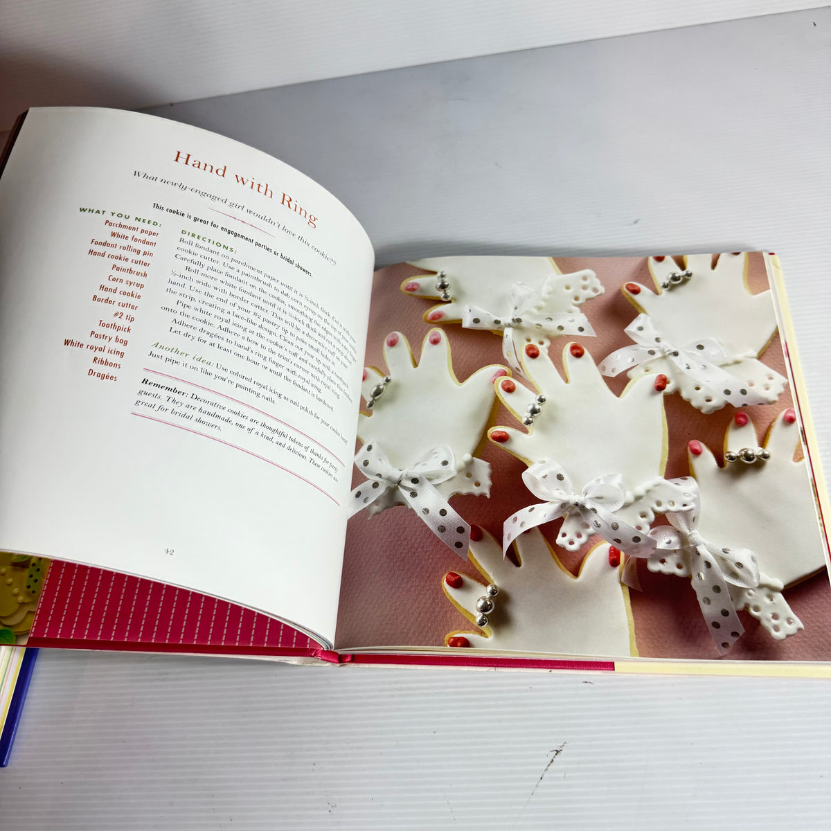 Cake Decoration Book Bundle x 2 Books (3222)
