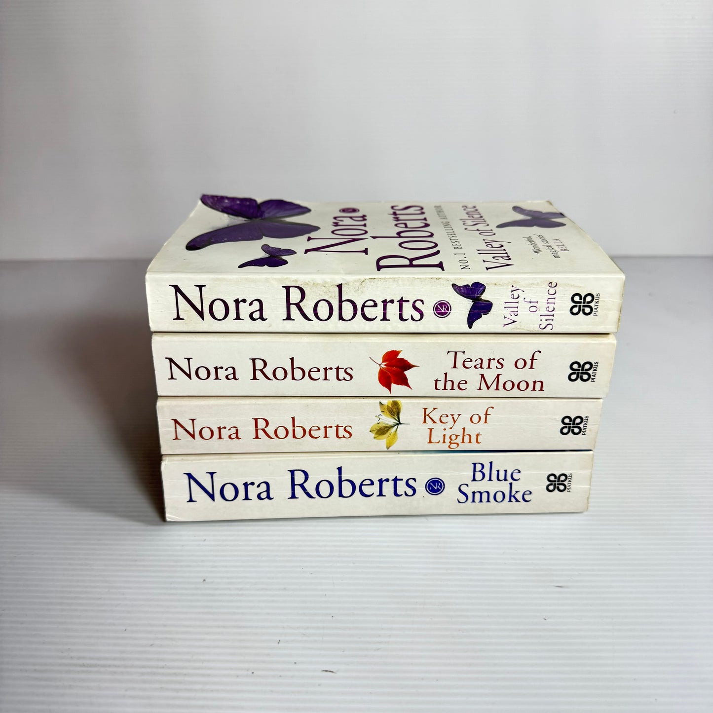 Nora Roberts Book Bundle x 4 : Valley of Silence, Key of Light, Tears of the Moon, Blue Smoke (3153)