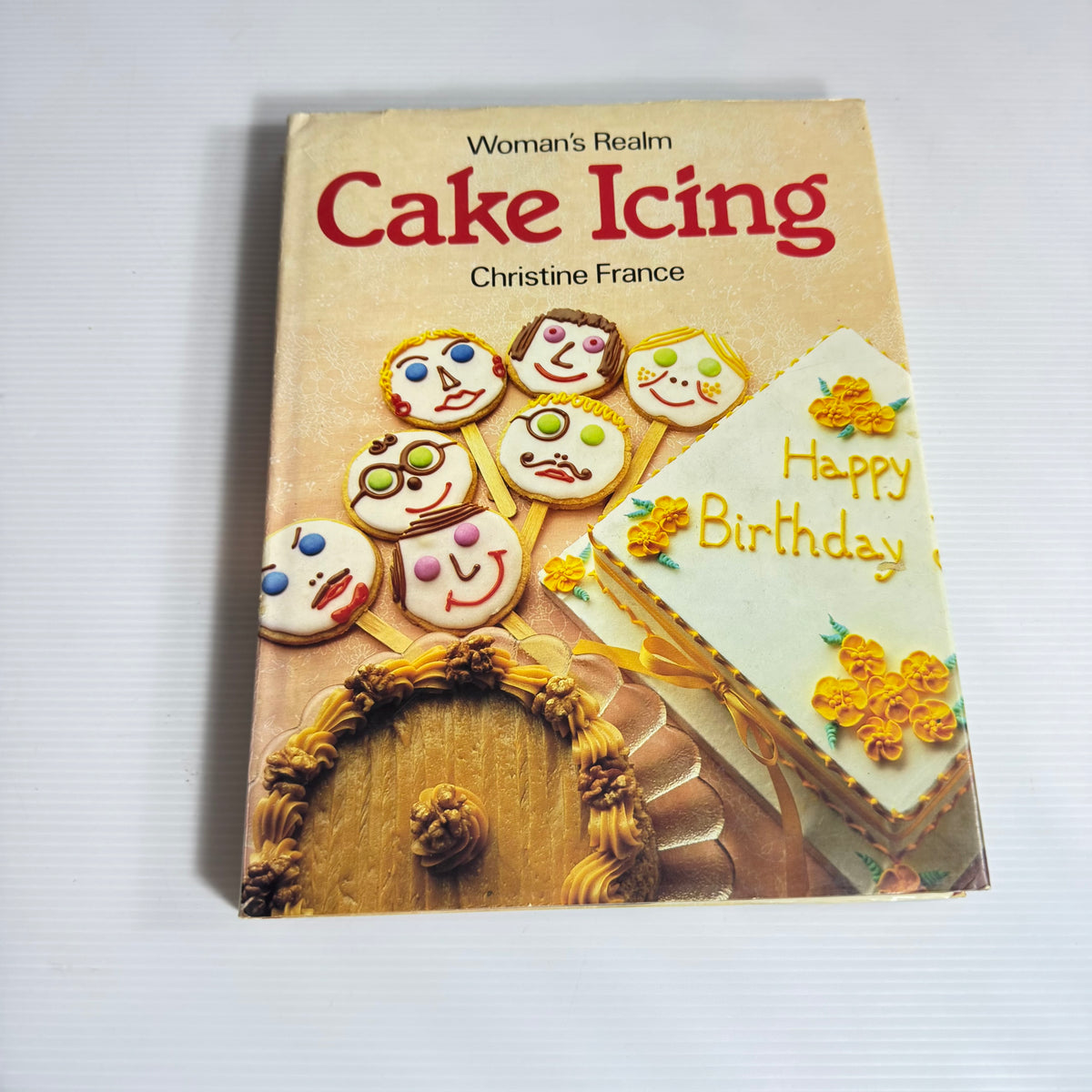Cake Decorating Book Bundle x 2 : Woman's Realm Cake Icing - Christine France (Vintage 1984) & Cake Decorating 1987 Wilton Yearbook(3218)