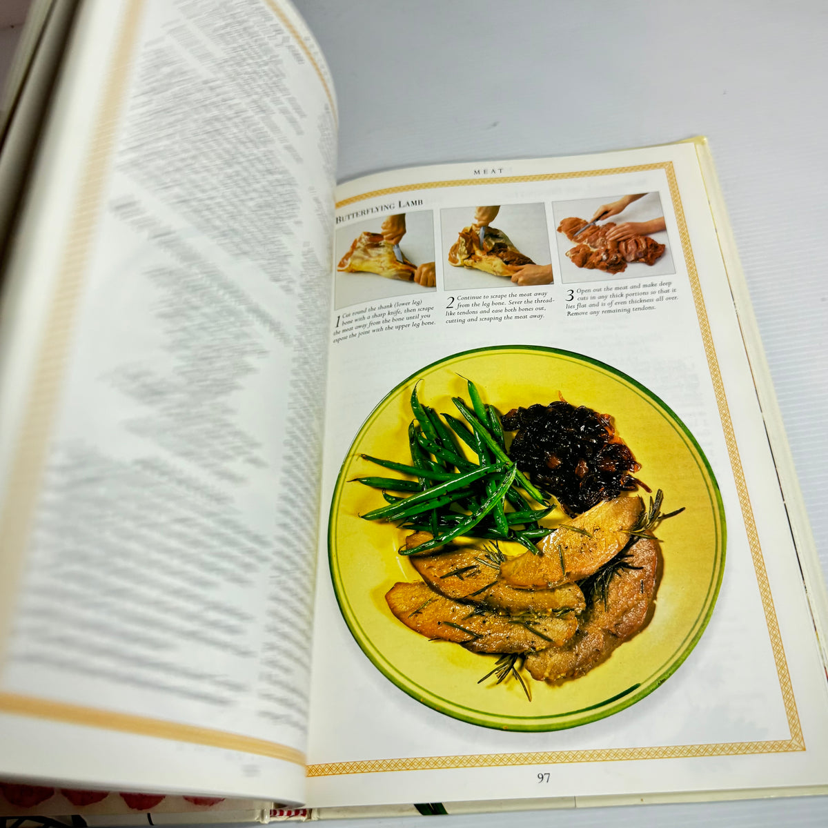 Barbecue Cookbook Bundle x 3 : Kebabs & Other Light Grills - Ghillie Basan, The Classic Barbecue Cookbook - Marlena Spieler, The Complete Australian Barbecue Kettle Cookbook - Weber(3313)