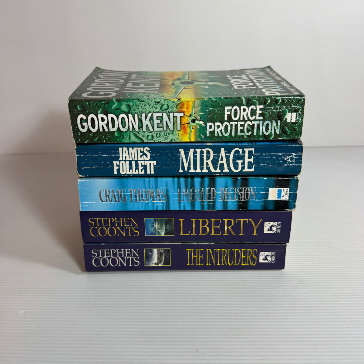 Military Action Bundle x 5 : Mirage - James Follett, Force Protection - Gordon Kent, Emerald Decision - Craig Thomas, Liberty & The Intruders - Stephen Coonts, (3346)