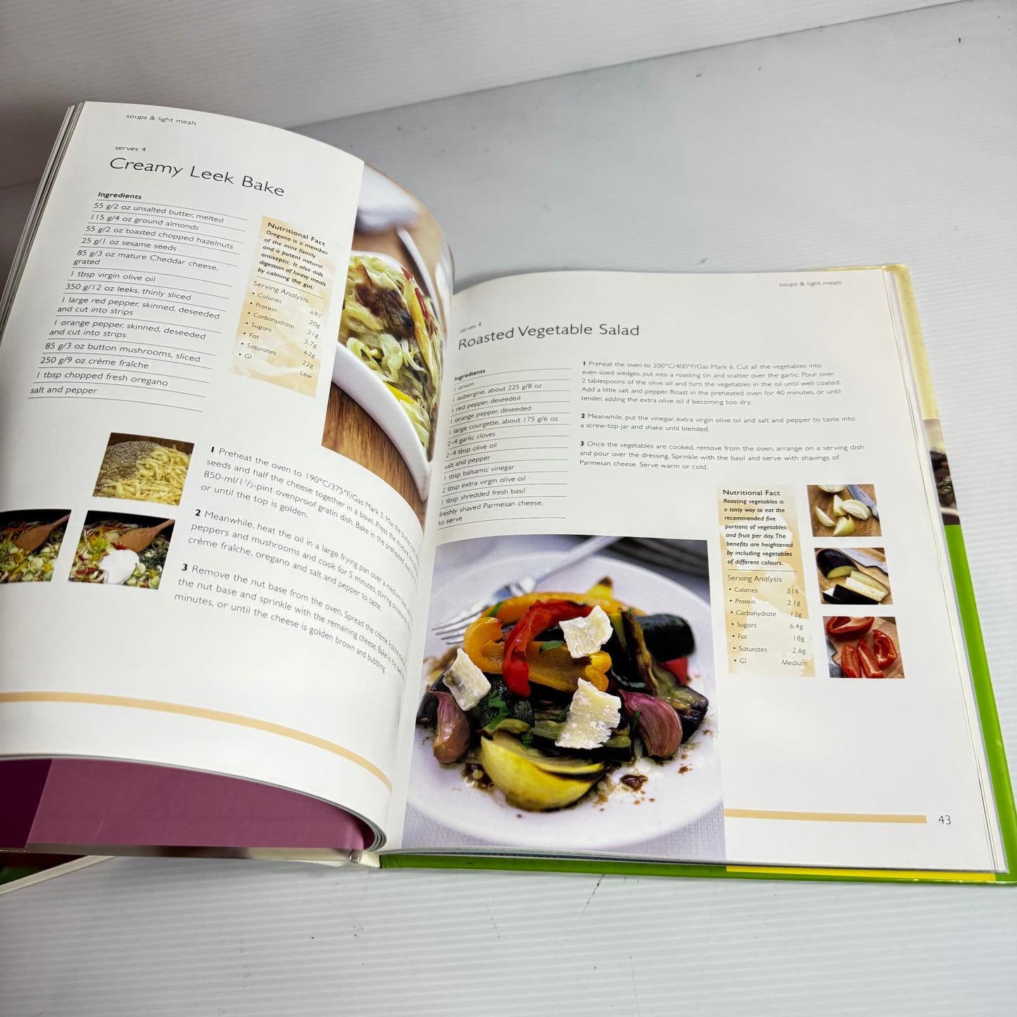 Low Carb Cookbook Bundle x 2 : The Low Carb Cookbook - Gina Steer & Low Carbohydrate Diet for Health - Anne Charlish(3297)