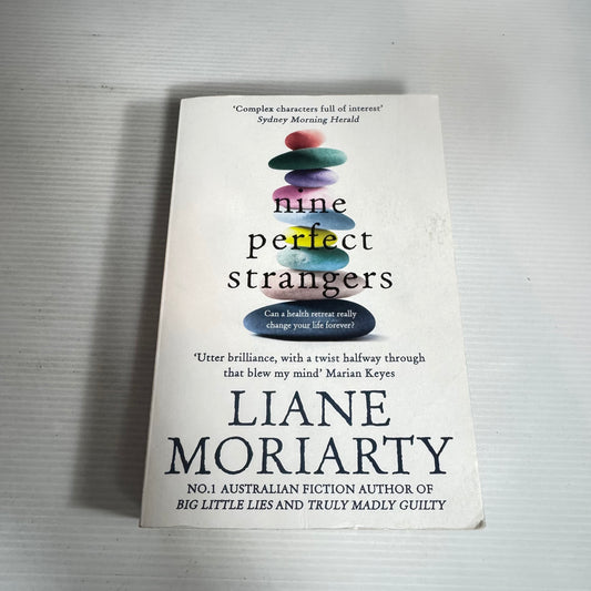 Nine Perfect Strangers - Liane Moriarty