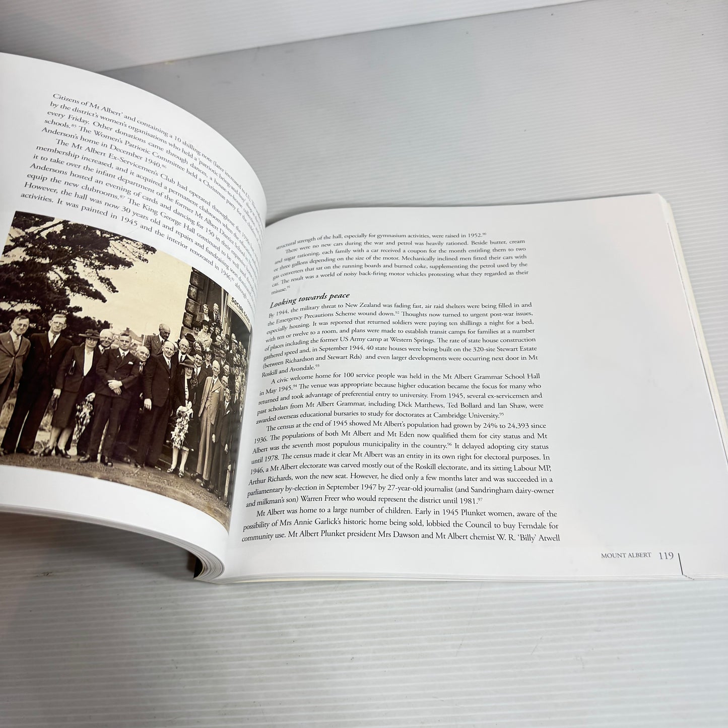 Mt Albert : Then and Now : A History of Mt Albert, - Deborah Dunsford