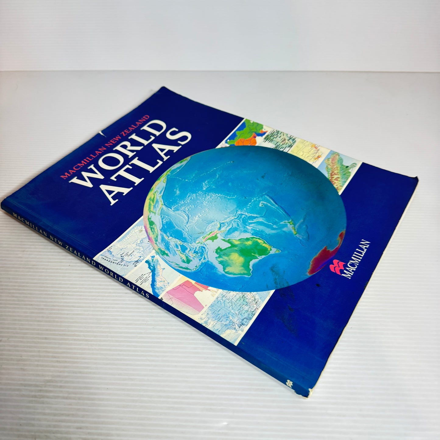 Macmillan New Zealand World Atlas