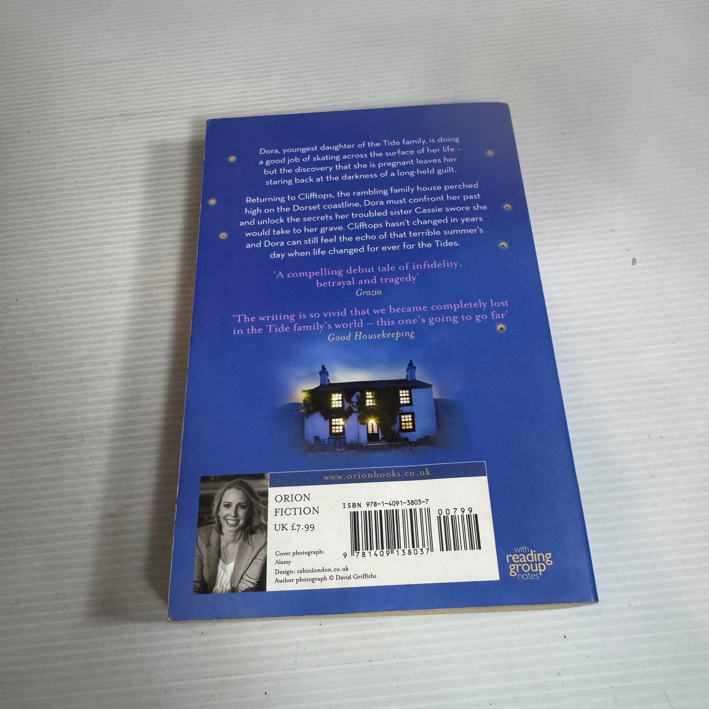Secrets of the Tides - Hannah Richell