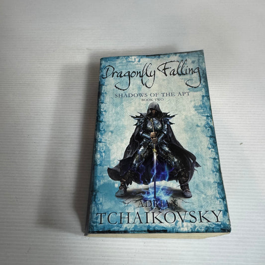 Dragonfly Falling: Shadows Of The Apt Book 2 - Adrian Tchaikovsky