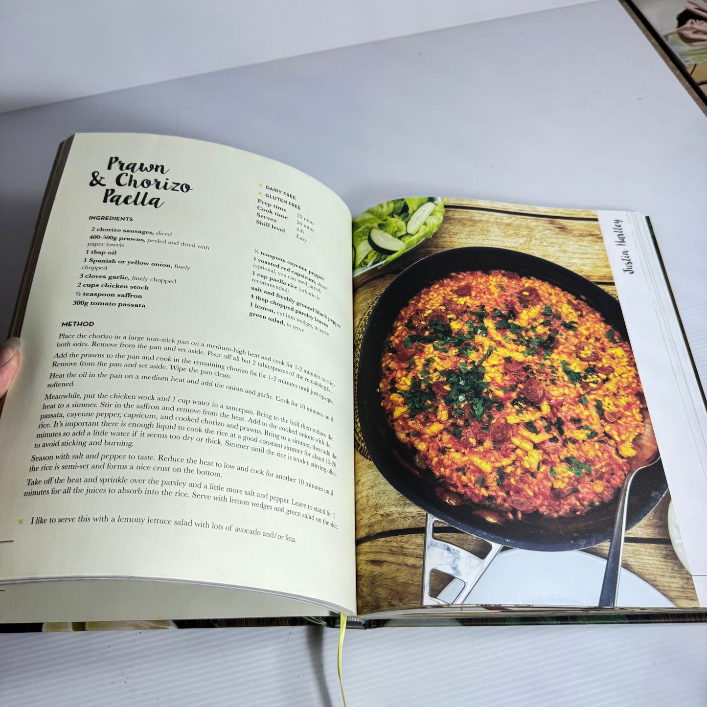 What's Cooking? Book Bundle x 2 Books (3195)