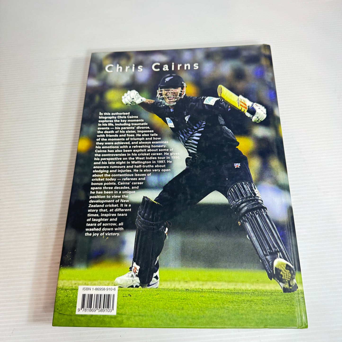 Chris Cairns - Hamish McDonuall