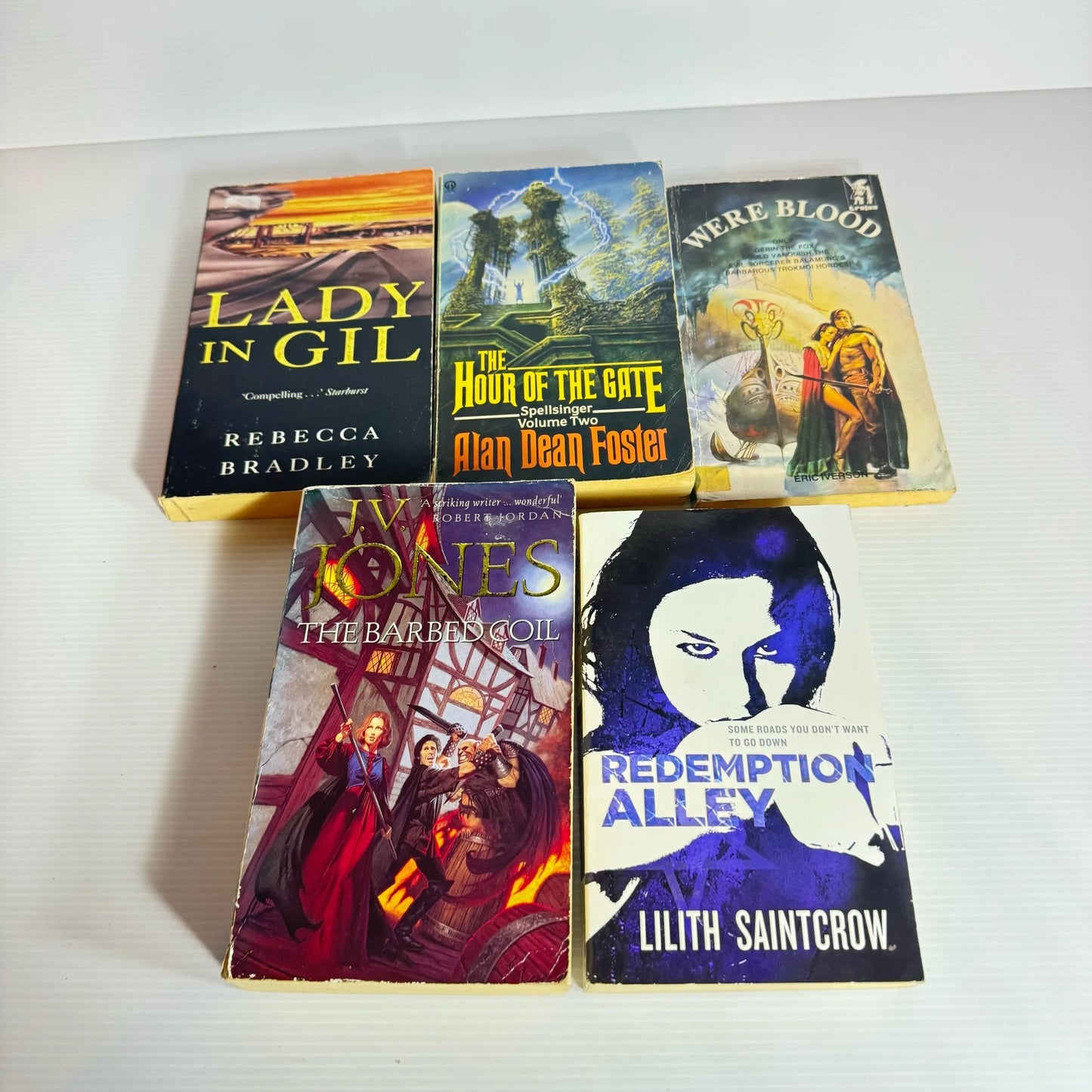 Fantasy Book Bundle x 5 Books : Various Authors (202)