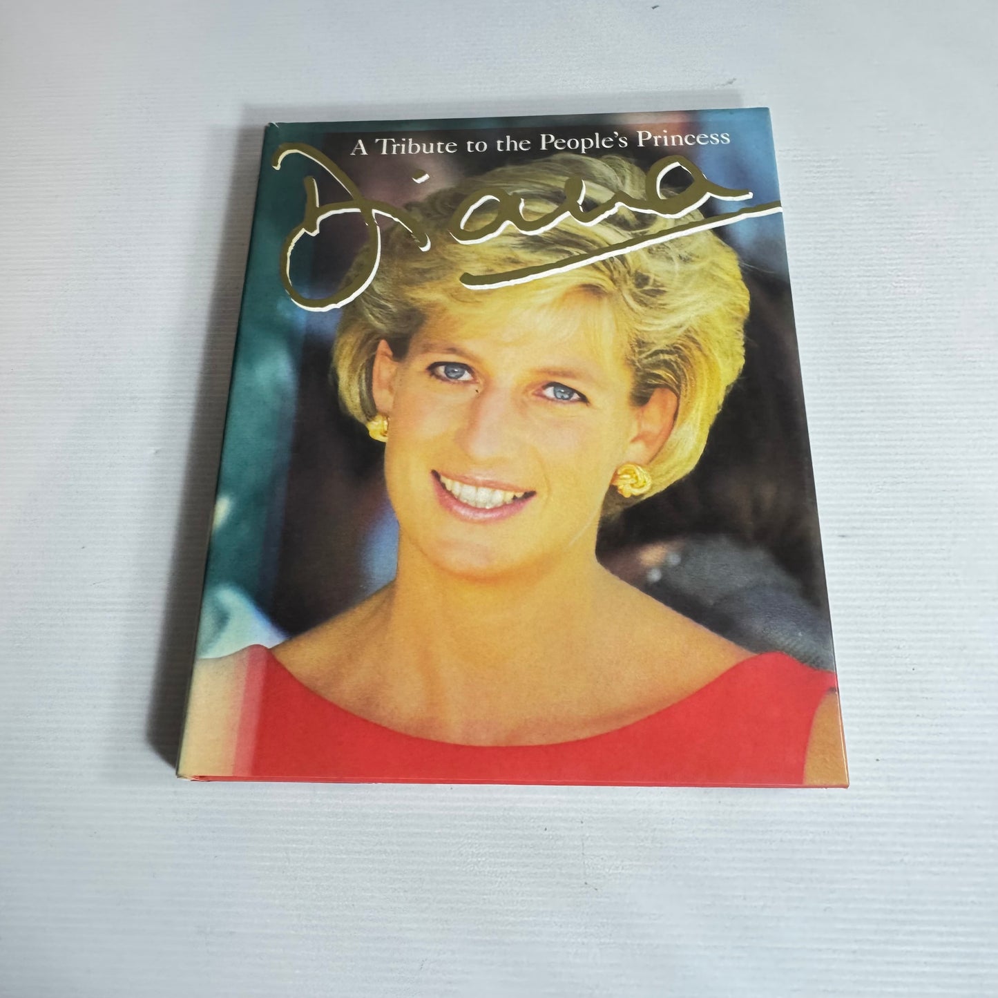 Royal Family Book Bundle : William& Catherin - Andrew Morton, William : The Man Who Will Be King - Nicolas Davies, Diana : A Tribute to the People's Princess (3228)