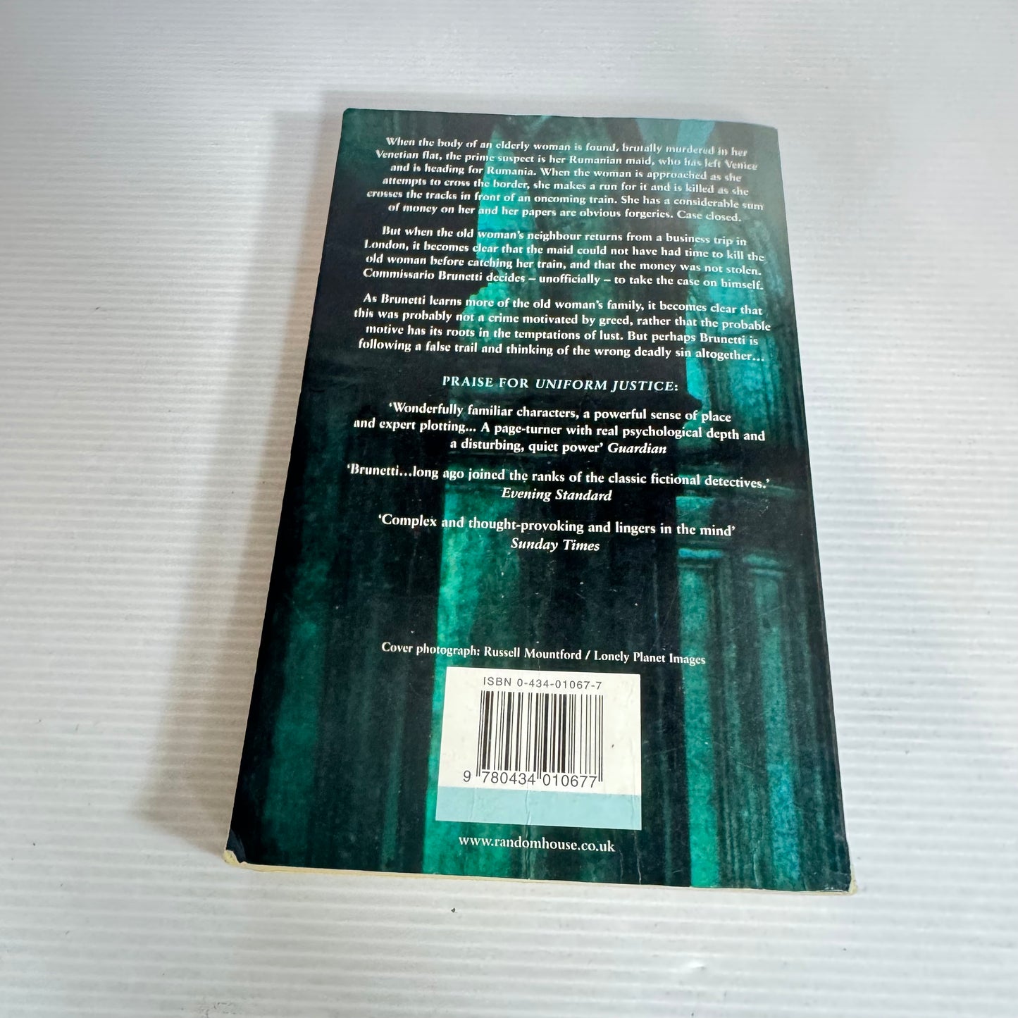 Doctored Evidence - Donna Leon