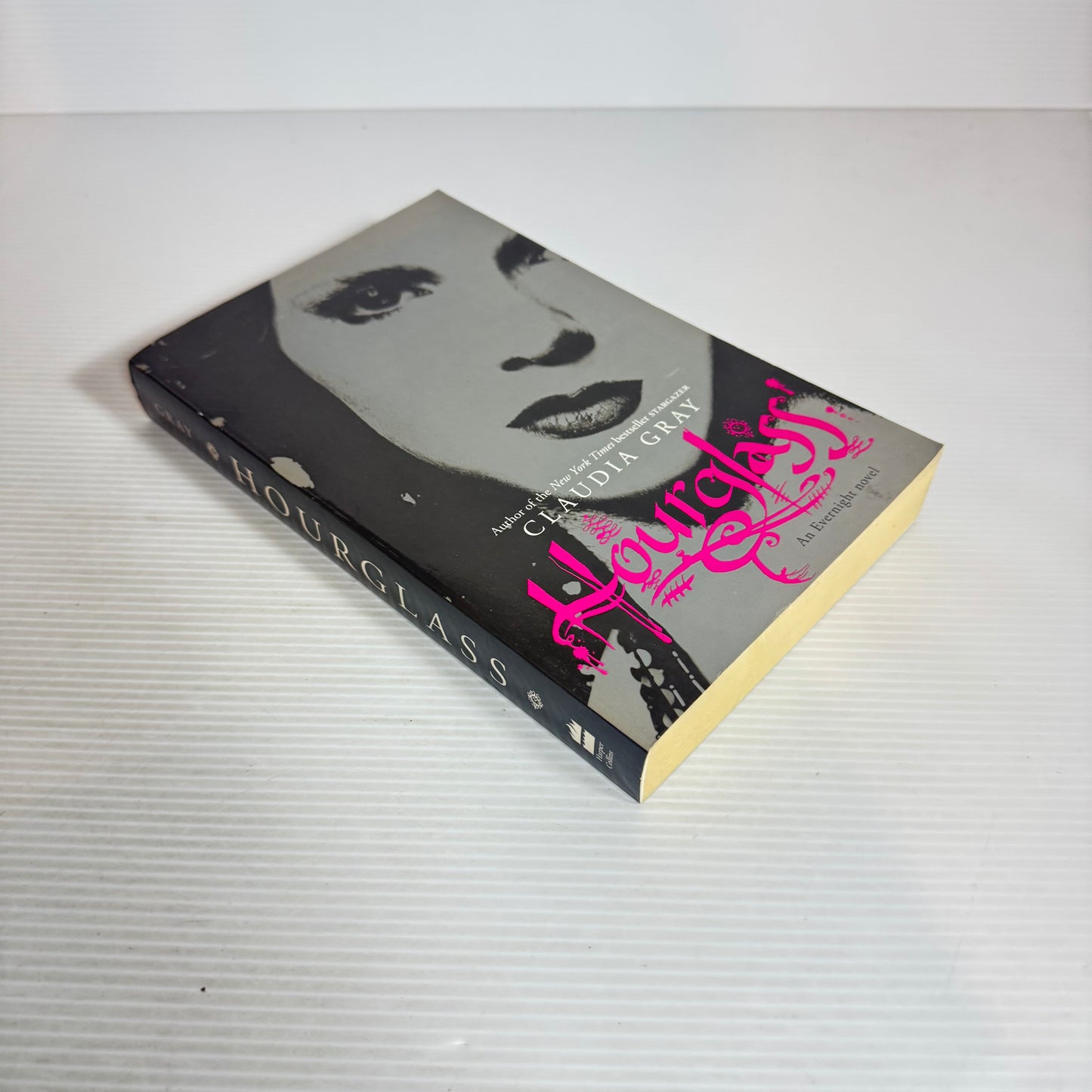 Hourglass - Claudia Gray