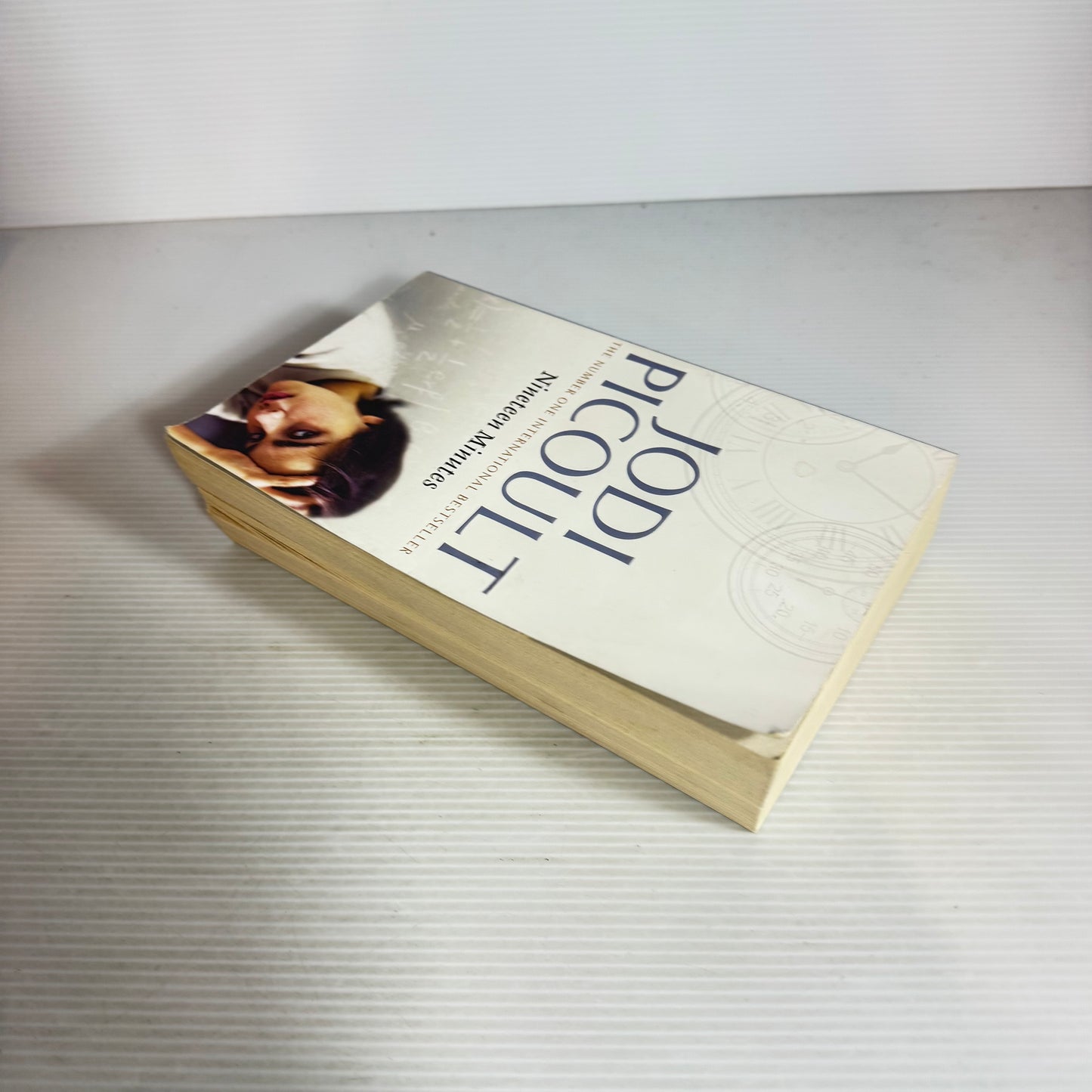 Nineteen Minutes - Jodi Picoult