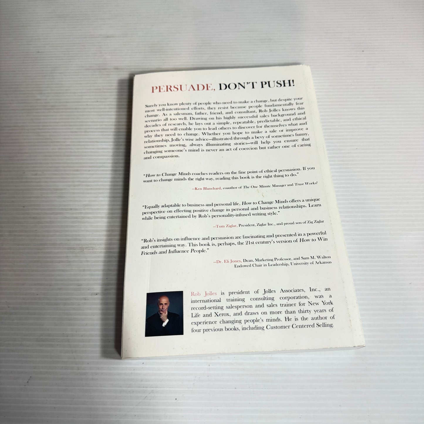How To Change Minds : The Art of Influence without Manipulation