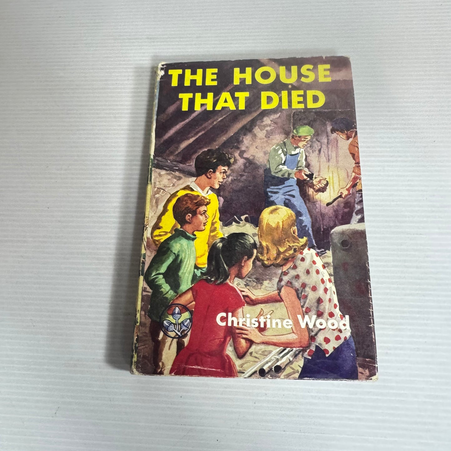 The House That Died - Christine Wood (Vintage 1966 First Edition)