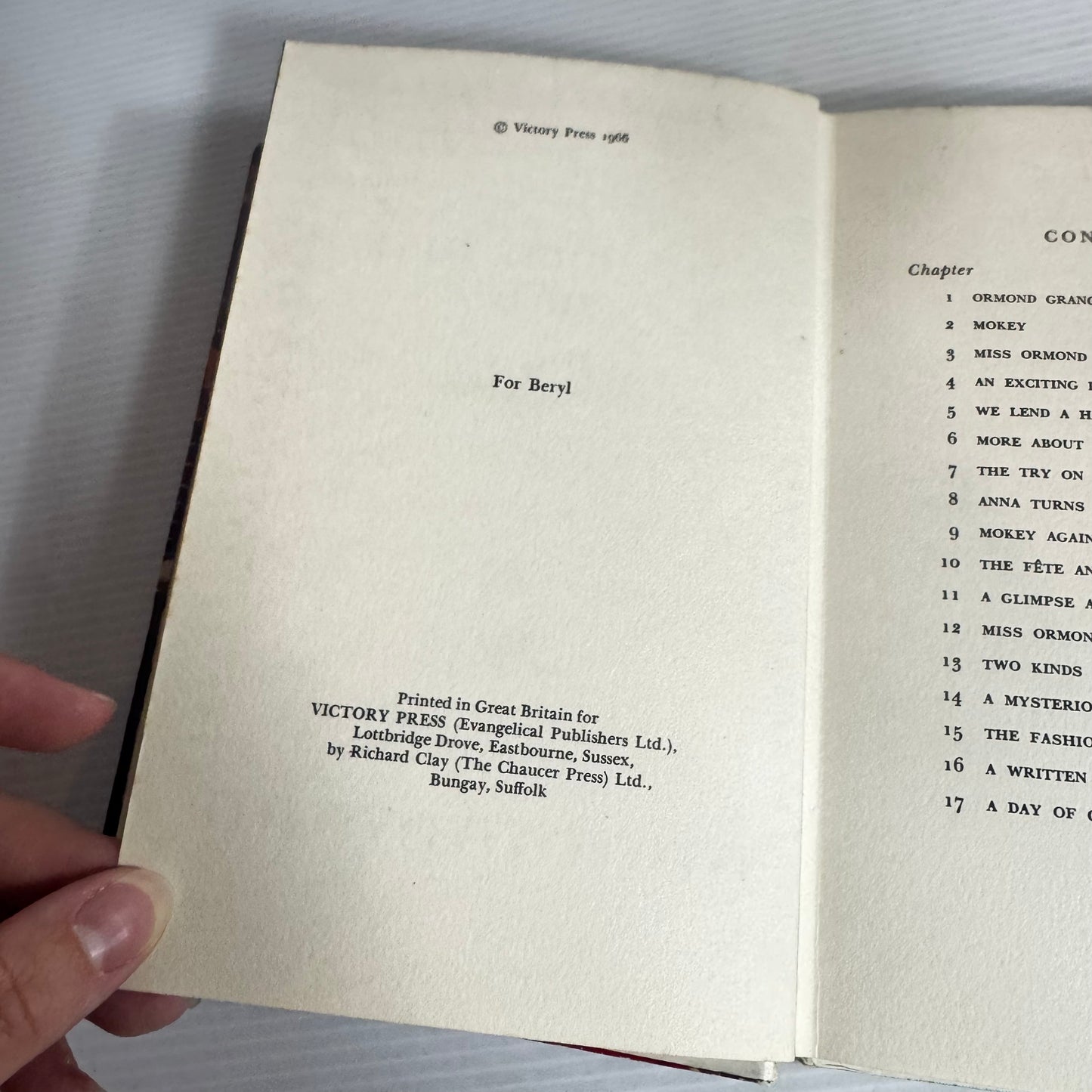 The House That Died - Christine Wood (Vintage 1966 First Edition)