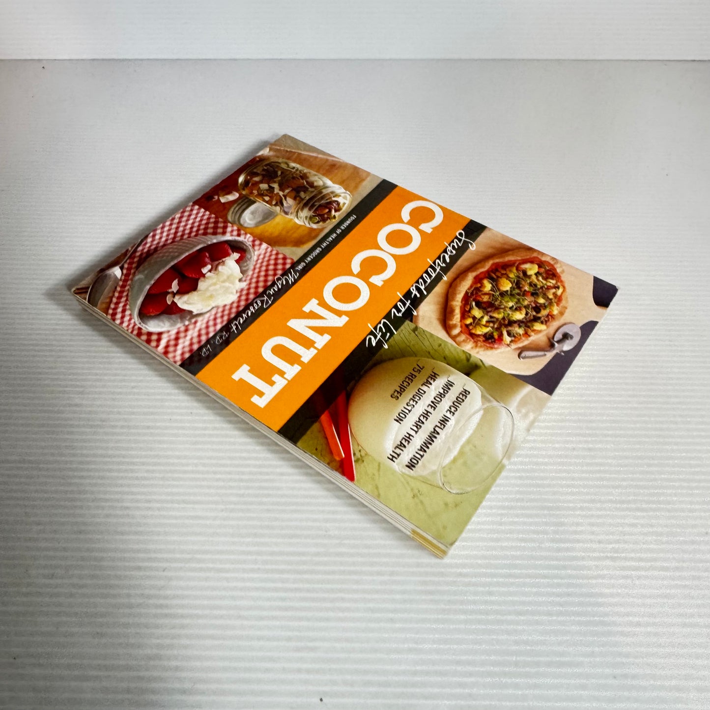 Superfoods for Life Coconut - Megan Rooservelt