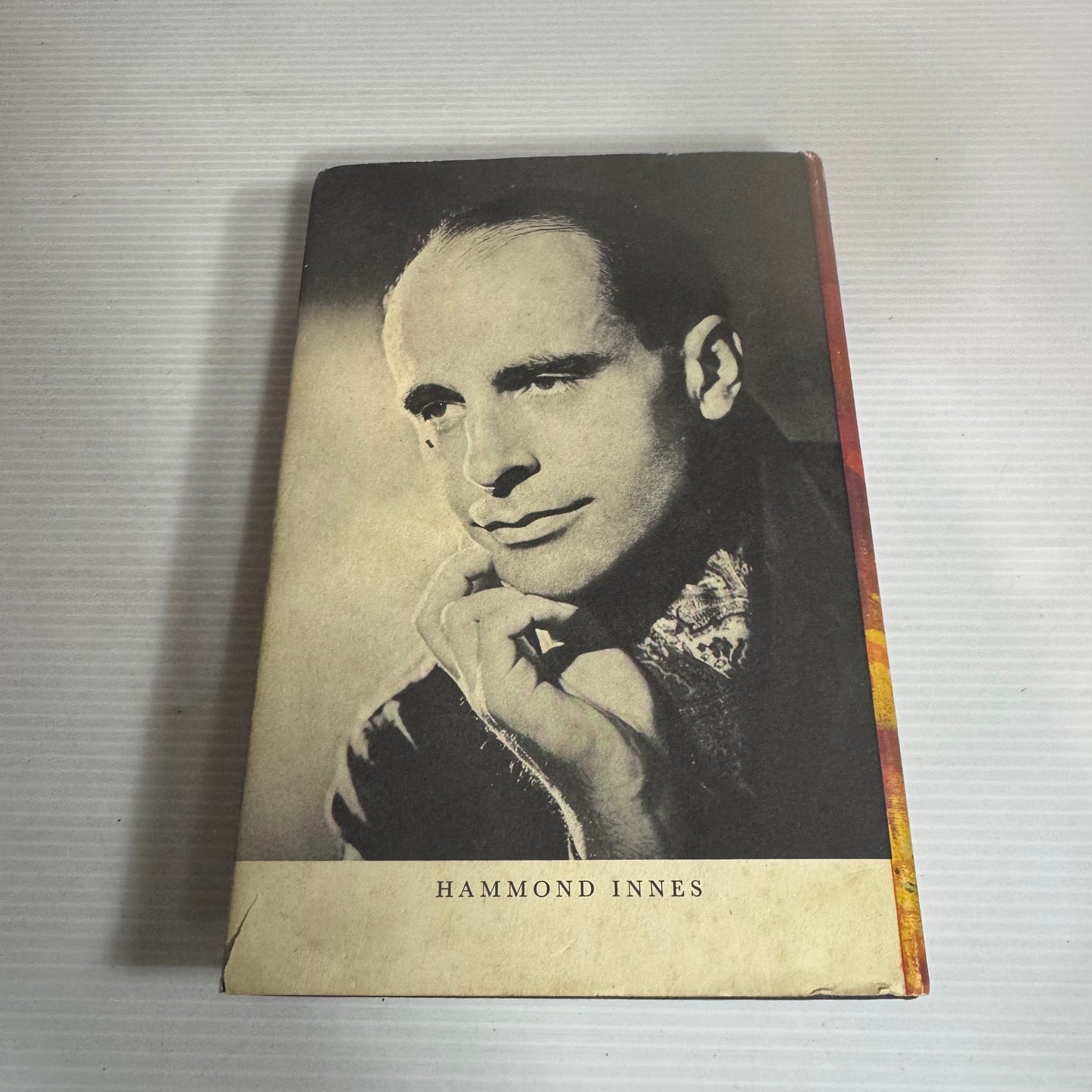 The Doomed Oasis - Hammond Innes (Vintage 1960)