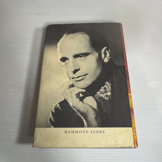 The Doomed Oasis - Hammond Innes (Vintage 1960)