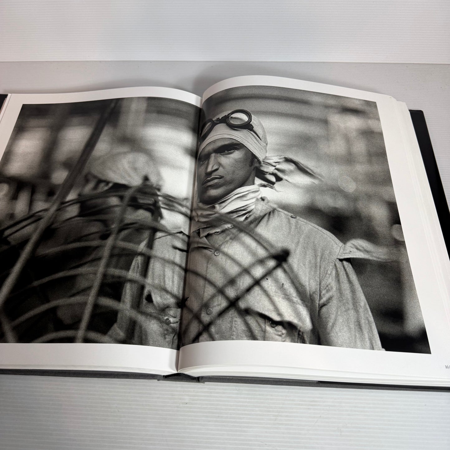 Workers - Sebastião Salgado - Aperture