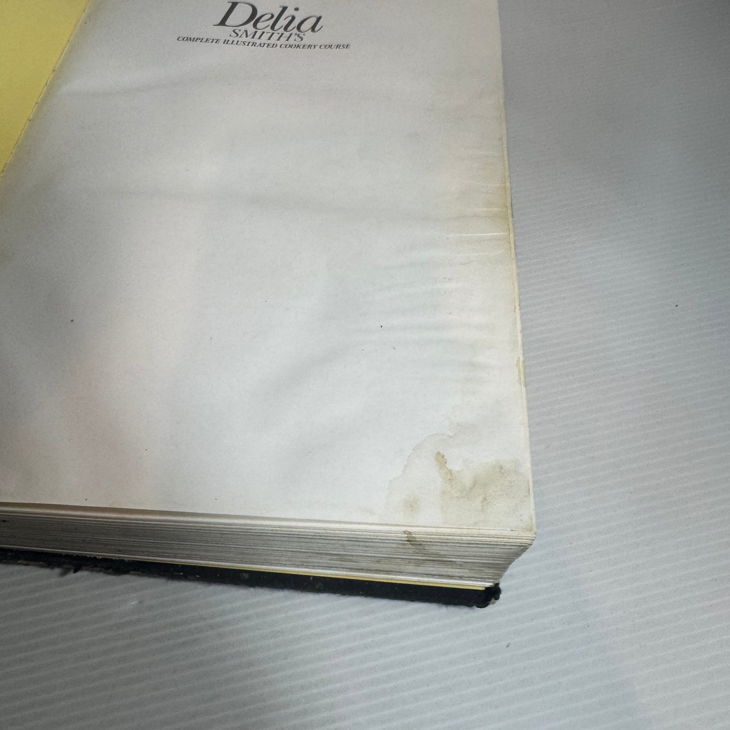 Delia Smith's Complete Illustrated Cookery Course (Vintage 1991)