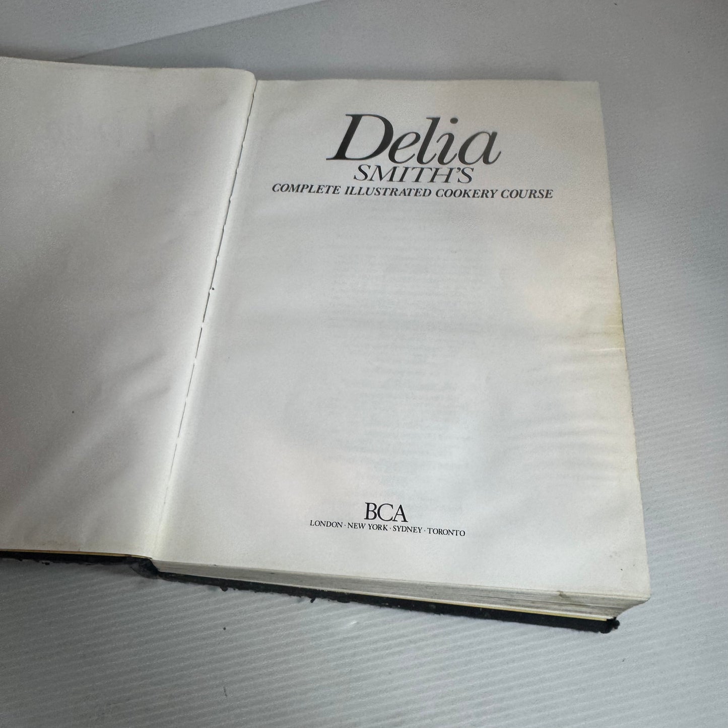 Delia Smith's Complete Illustrated Cookery Course (Vintage 1991)