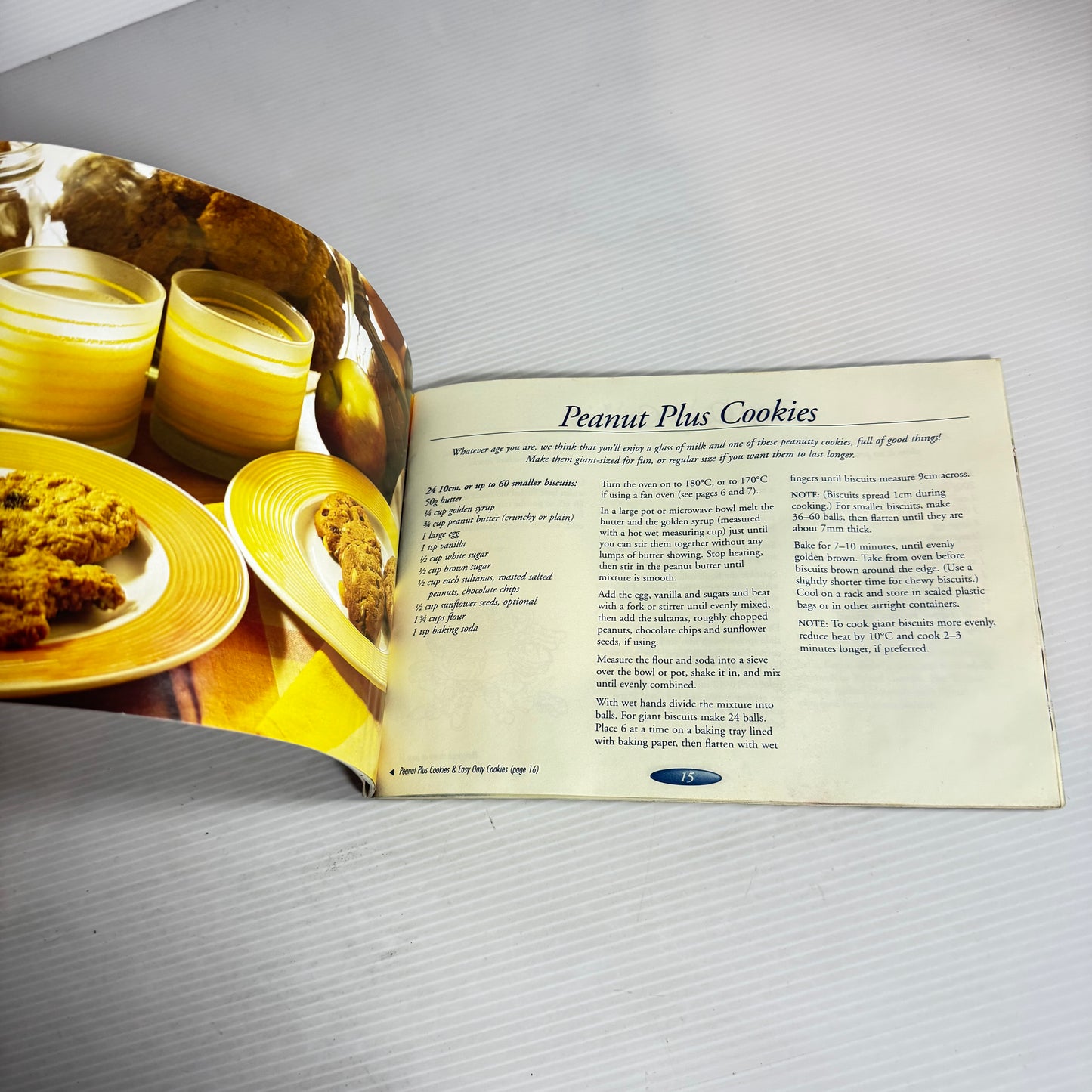 Alison Holst's Best Baking - Simon and Alison Holst