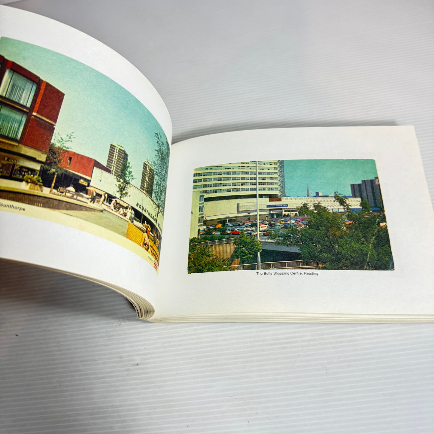 Boring Postcards - Phaidon