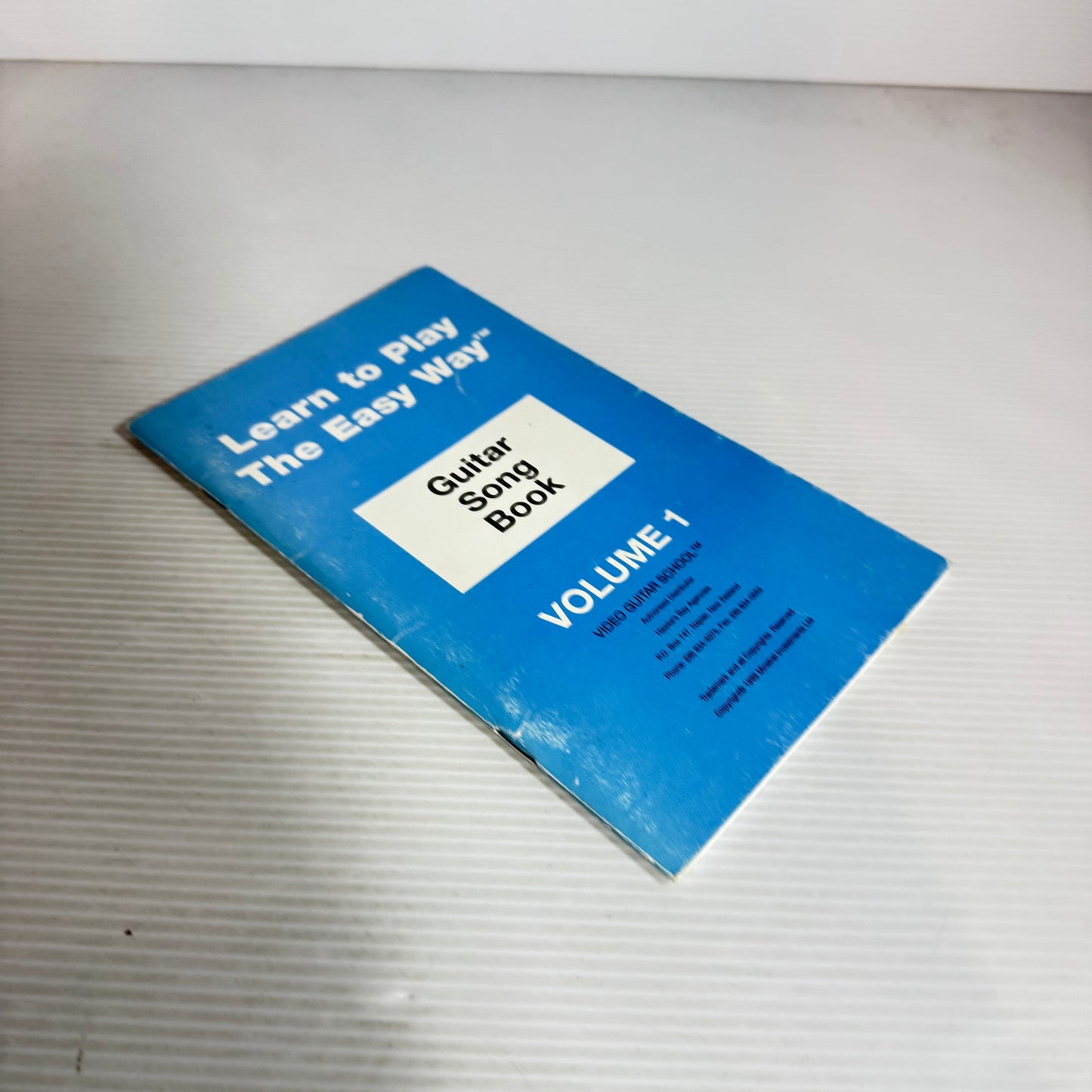 Learn to Play the Easy Way : Guitar Song Book Volume 1  (Vintage 1989)