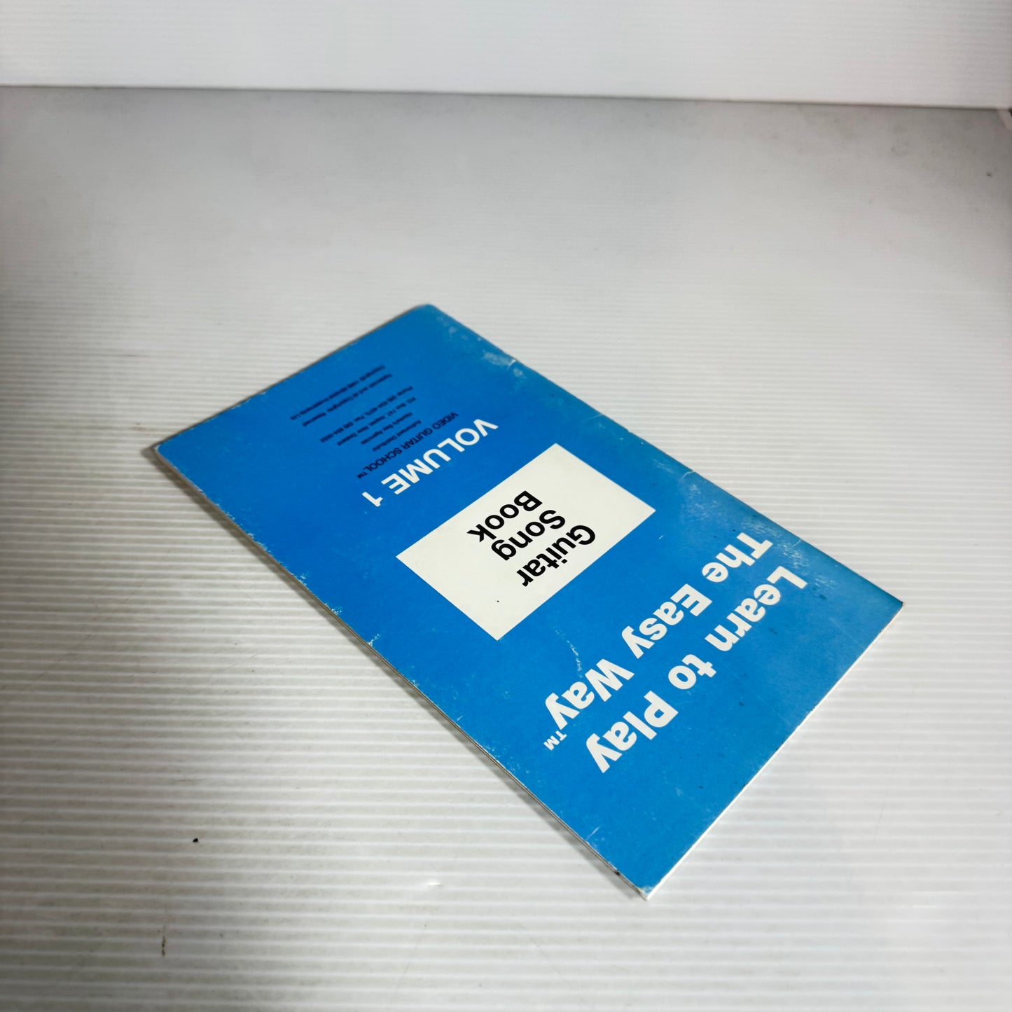 Learn to Play the Easy Way : Guitar Song Book Volume 1  (Vintage 1989)