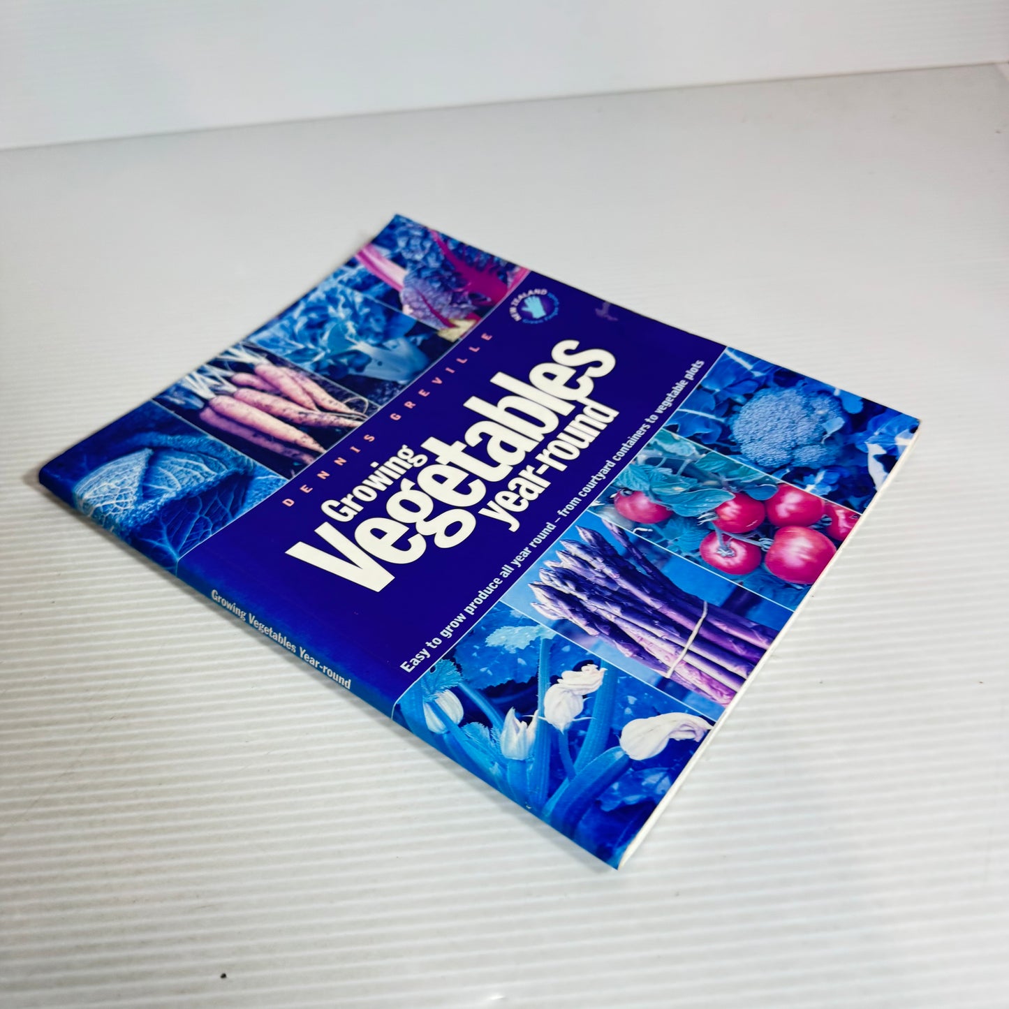 Growing Vegetables Year-Round - Dennis Greville