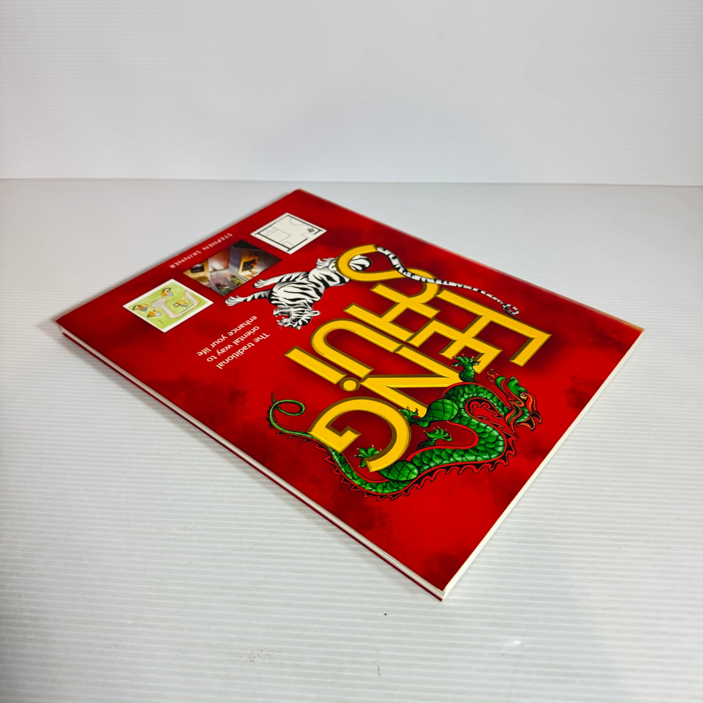 Feng Shui : The Traditional Oriental Way To Enhance Your Life - Stephen Skinner