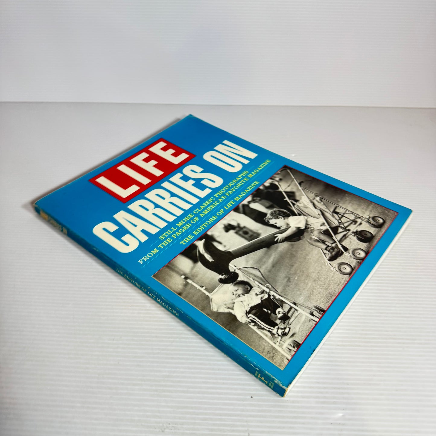 LIFE : Carries On (Vintage 1993)