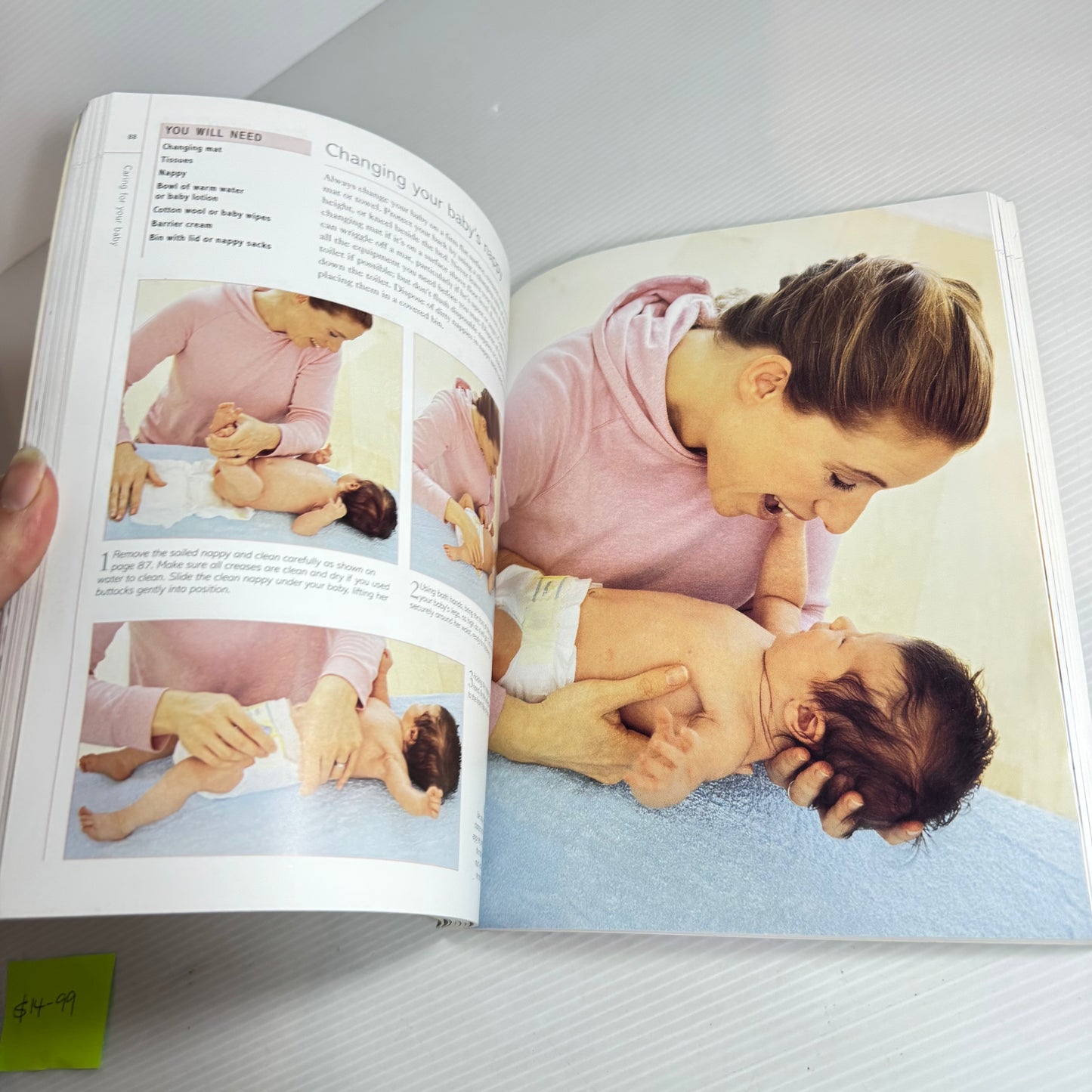 First-Time Parents : What Every New Parent Needs to Know - Dr. Miriam Stoppard