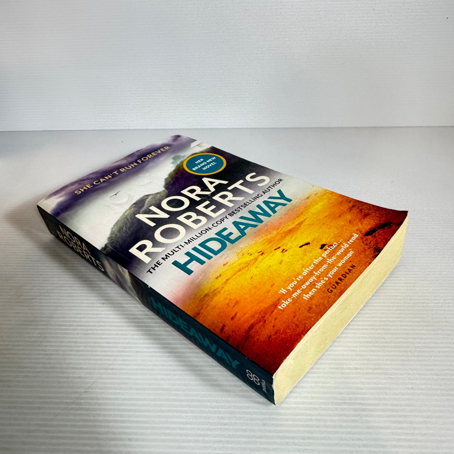 Hideaway - Nora Roberts