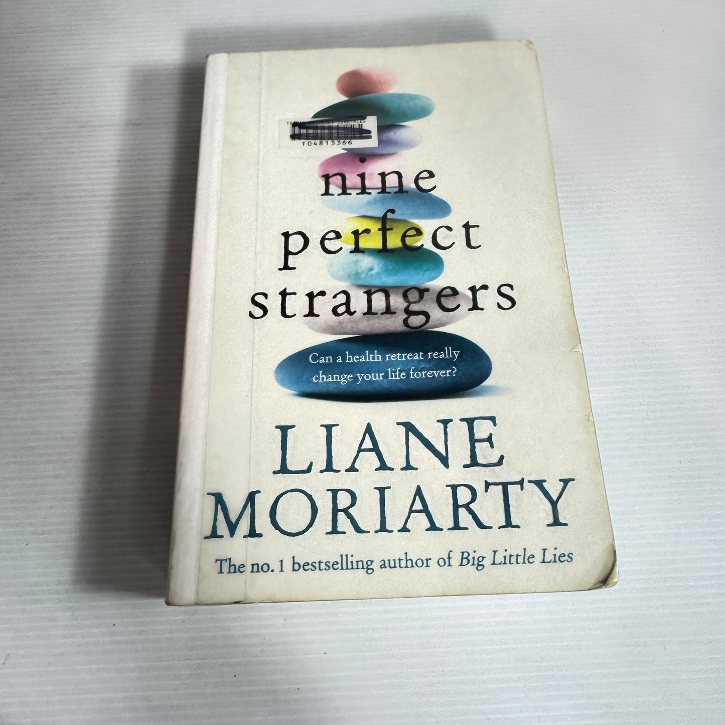 Nine Perfect Strangers - Liane Moriarty